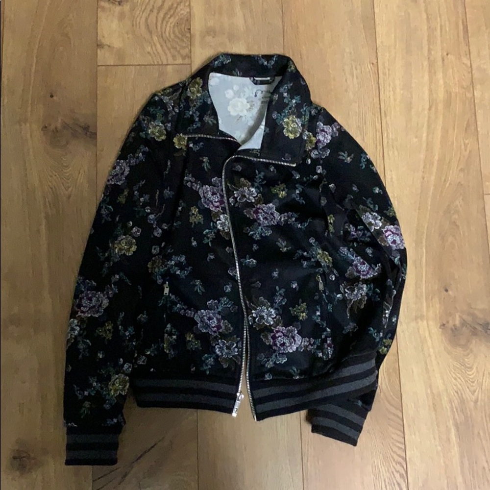 Bomber jacket